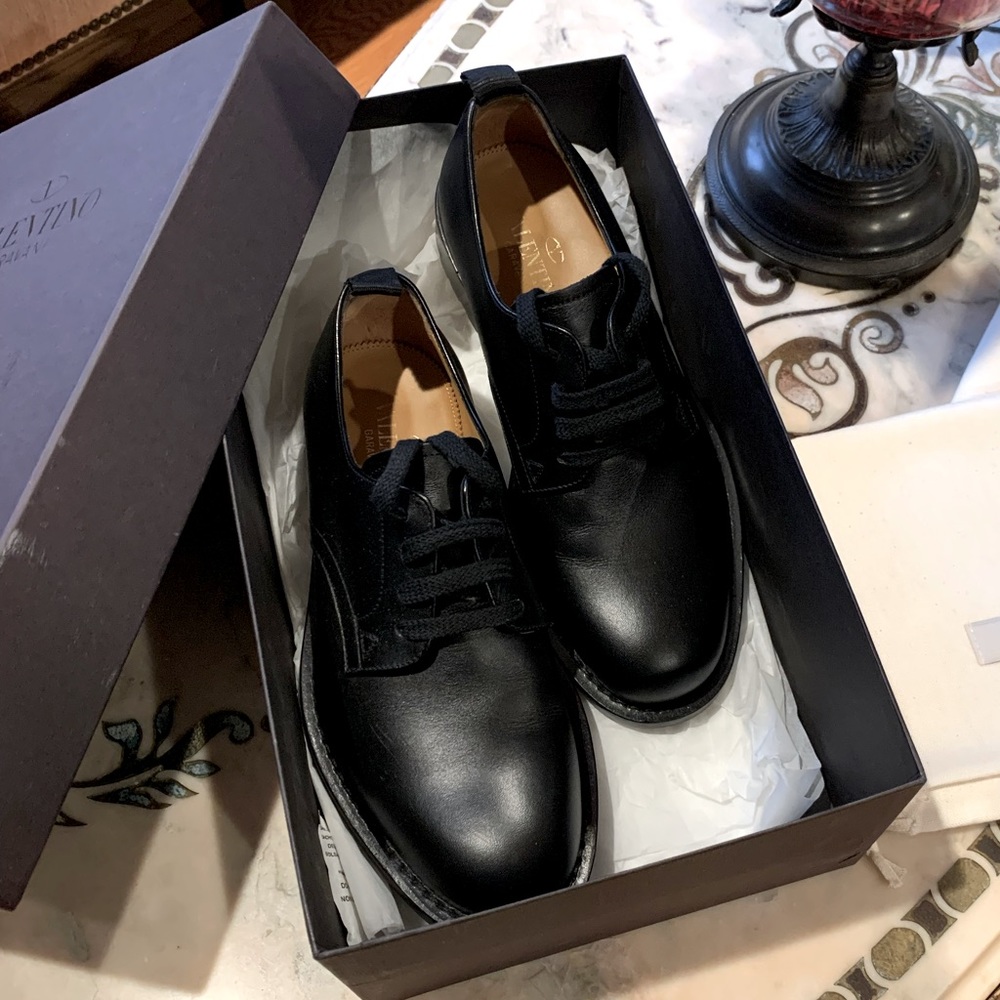 Valentino Derby black shoes, 7.5 US